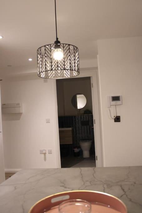 Amazing Luxury One Bedroom Apartment In The Heart Of Preston Preston  Eksteriør billede